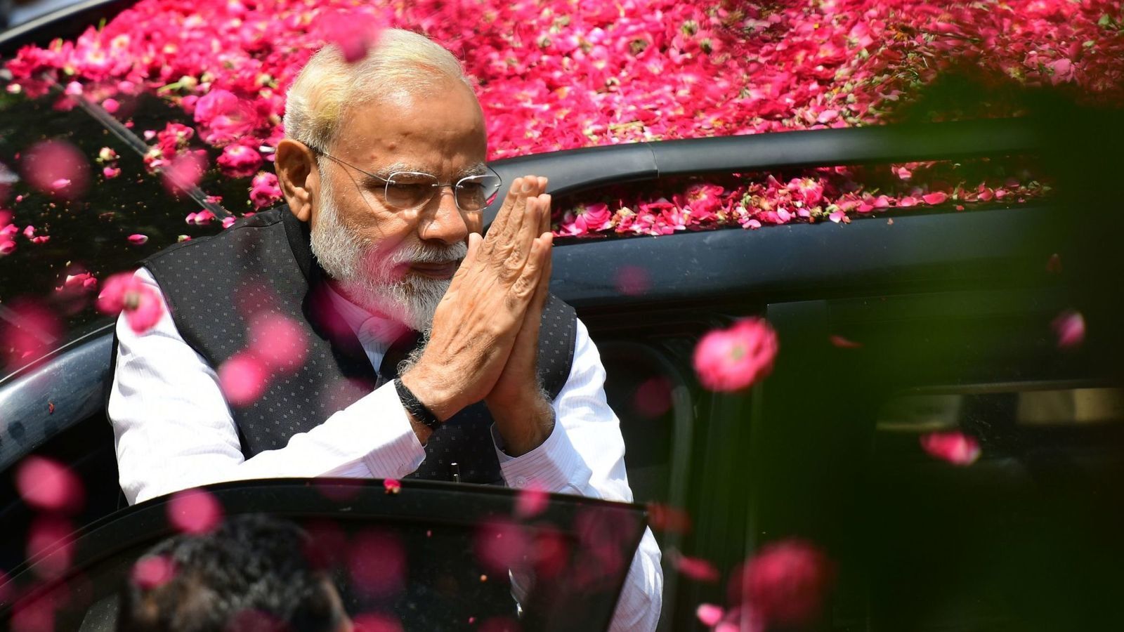ना मुद्दे ना उम्मीदवार सिर्फ मोदी सरकार! ना मुद्दे ना उम्मीदवार सिर्फ मोदी सरकार!