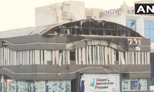 सूरत अमेठी नहीं है, इसलिए बाईस छात्रों की हत्या पर शव यात्रा नहीं निकली - रालोसपा सूरत अमेठी नहीं है, इसलिए बाईस छात्रों की हत्या पर शव यात्रा नहीं निकली - रालोसपा