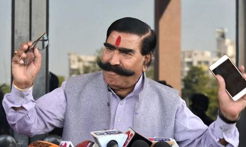 BJP नेता ज्ञानदेव आहूजा का बड़ा बयान, राजस्‍थान कांग्रेस के 25 विधायक बीजेपी के संपर्क में हैं