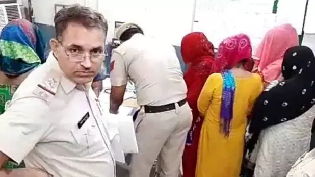 पुलिस ने  पॉश इलाके में सेक्स रैकेट का किया भंडाफोड़, 6 गिरफ्तार