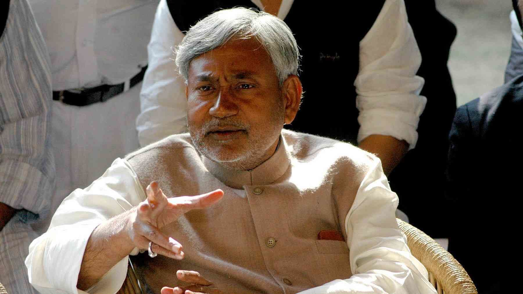 राबड़ी भाभी कुछ भी कहें, लेकिन नीतीश कुमार करेंगे यह काम! राबड़ी भाभी कुछ भी कहें, लेकिन नीतीश कुमार करेंगे यह काम!