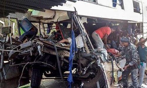 हजारीबाग में हुआ बस एक्सीडेंट, 11 की मौत 25 घायल हजारीबाग में हुआ बस एक्सीडेंट, 11 की मौत 25 घायल