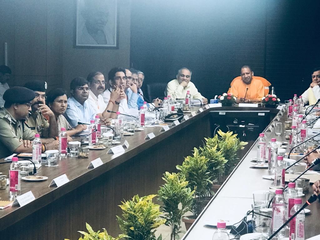 प्रदेश सरकार के लिए बाॅयर्स का हित सर्वोपरिः योगी आदित्यनाथ प्रदेश सरकार के लिए बाॅयर्स का हित सर्वोपरिः योगी आदित्यनाथ