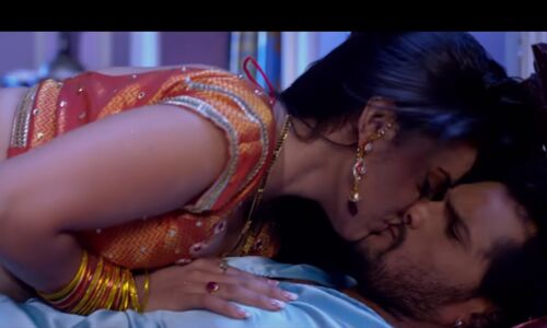 आग लगे ना राजा BHOJPURI GANA: अक्षरा सिंह के साथ खेसारी लाल का देखिये ये रोमांस, वीडियो वायरल आग लगे ना राजा BHOJPURI GANA: अक्षरा सिंह के साथ खेसारी लाल का देखिये ये रोमांस, वीडियो वायरल