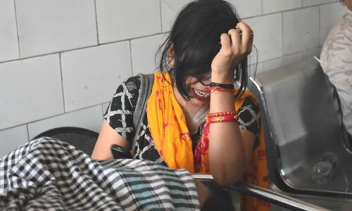 बिहार में भीषण गर्मी से औरंगाबाद में 34, गया में 35 और नवादा में 14 लोगों की जान गई बिहार में भीषण गर्मी से औरंगाबाद में 34, गया में 35 और नवादा में 14 लोगों की जान गई