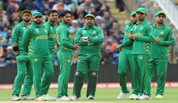 World Cup 2019:  पाकिस्तान क्रिकेट बोर्ड हार पर समीक्षा करने पर लगा, टीम को स्वदेश लौटने का सता रहा डर