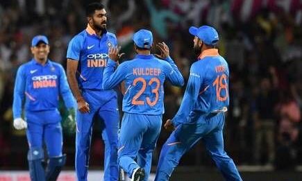 World Cup : टीम इंडिया को तीसरा झटका, धवन-भुवी के बाद ये खिलाड़ी भी चोटिल World Cup : टीम इंडिया को तीसरा झटका, धवन-भुवी के बाद ये खिलाड़ी भी चोटिल