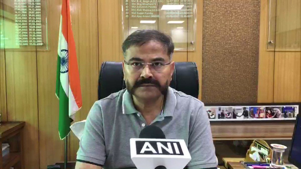 मेरठ जोन में चला ऑपरेशन क्लीन स्वीप, कई जिलों में इनामी और नामी बदमाश मुठभेड़ में घायल मेरठ जोन में चला ऑपरेशन क्लीन स्वीप, कई जिलों में इनामी और नामी बदमाश मुठभेड़ में घायल