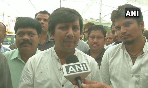 जेल से निकलने के बाद MLA आकाश विजयवर्गीय बोले- ईश्वर से प्रार्थना है दोबारा न मिले बल्लेबाजी का मौका जेल से निकलने के बाद MLA आकाश विजयवर्गीय बोले- ईश्वर से प्रार्थना है दोबारा न मिले बल्लेबाजी का मौका