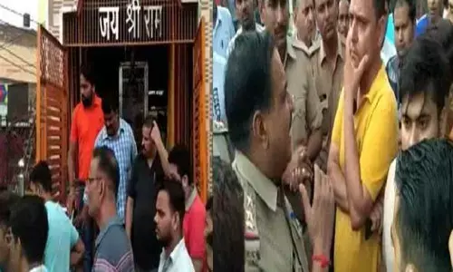 हनुमान मंदिर पर मुस्लिम समुदाय के युवक ने फेंका पत्थर, हिंदू संगठन आये विरोध में