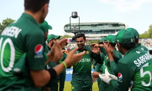 पाक क्रिकेटर शोएब मलिक ने वनडे क्रिकेट से लिया संन्यास