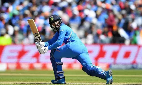 LIVE World Cup 2019 INDvsSL : इंडिया के पचास रन पूरे, रोहित , के एल राहुल क्रीज पर