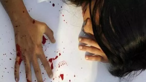 छपरा: प्रेम -प्रसंग में युवक की पीट- पीट कर हत्या,नामजद प्राथमिकी दर्ज छपरा: प्रेम -प्रसंग में युवक की पीट- पीट कर हत्या,नामजद प्राथमिकी दर्ज