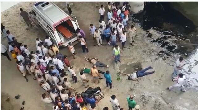इस चूक की वजह से हुआ आगरा का बस हादसा इस चूक की वजह से हुआ आगरा का बस हादसा