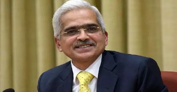 पेट्रोल-डीजल की बढ़ी कीमतों पर आरबीआई गवर्नर ने दिया बड़ा बयान पेट्रोल-डीजल की बढ़ी कीमतों पर आरबीआई गवर्नर ने दिया बड़ा बयान