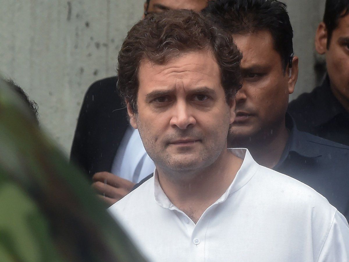 मोदी से नहीं डरने वाले राहुल को कांग्रेसी डरा रहे हैं! मोदी से नहीं डरने वाले राहुल को कांग्रेसी डरा रहे हैं!