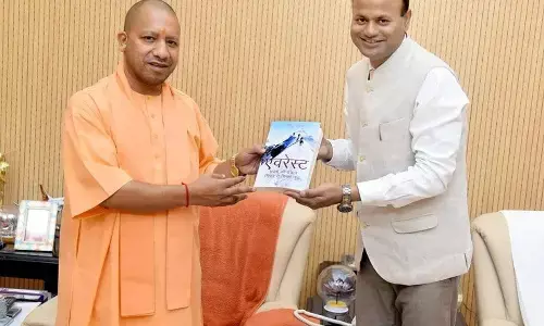 यूपी में चार आईएएस का हुआ ट्रांसफर, एवरेस्ट विजेता रविन्द्र कुमार बने बुलंदशहर के डीएम यूपी में चार आईएएस का हुआ ट्रांसफर, एवरेस्ट विजेता रविन्द्र कुमार बने बुलंदशहर के डीएम