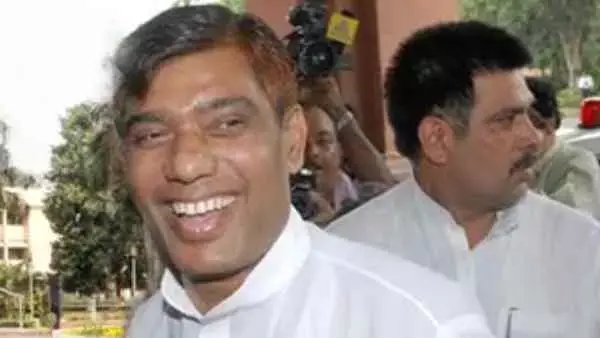 राम विलास पासवान के भाई और सांसद राम चंद्र को हार्ट अटैक, हालत गंभीर