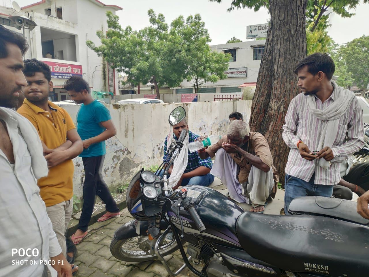 युवक की हत्या कर नदी में फेंका शव, 2 दिन से गायब था युवक ,परिवारीजन लगा रहे थे आरोप , आरोपी भी गायब युवक की हत्या कर नदी में फेंका शव, 2 दिन से गायब था युवक ,परिवारीजन लगा रहे थे आरोप , आरोपी भी गायब