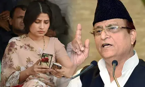 आजम के किले को बचाने के लिए उपचुनाव लड़ सकती हैं रामपुर से डिंपल यादव