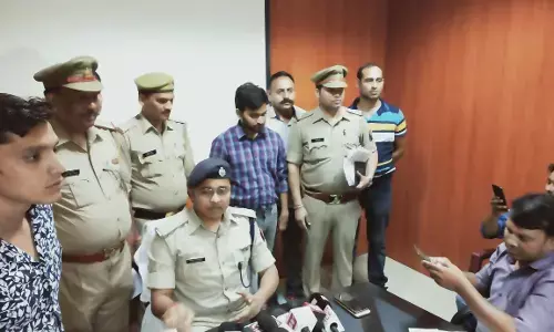 शातिर चैन लुटेरा लिया नोएडा पुलिस ने गिरफ्तार, एसपी सिटी विनीत कुमार ने दी जानकारी