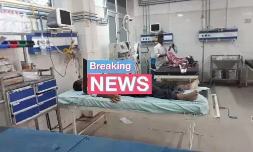 प्रयागराज में सरेआम बेंक मैनेजर को मारी गोली , अस्पताल में मौत प्रयागराज में सरेआम बेंक मैनेजर को मारी गोली , अस्पताल में मौत