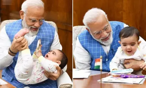 क्या आप जानते हो मोदी के राज में पैदा हुआ हर बच्चा 25200 रू.के कर्ज में! क्या आप जानते हो मोदी के राज में पैदा हुआ हर बच्चा 25200 रू.के कर्ज में!