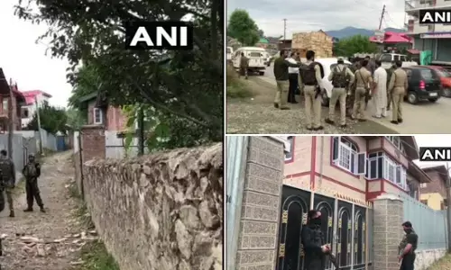 जम्मू कश्मीरः NIA की टेरर फंडिंग पर बारामूला में चार ठिकानों पर छापेमारी, पुलिस और CRPF भी मौजूद