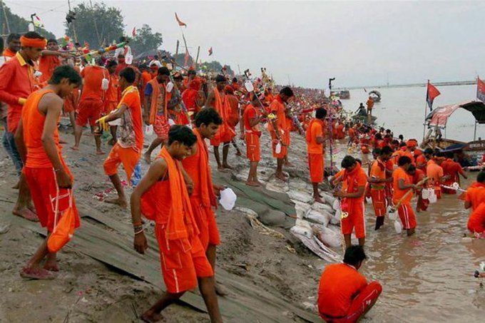 कांवड़ यात्रा में जाना मुस्लिम युवक को पड़ा महंगा, समुदाय के लोगों ने पीटा और बोले-ये इस्लाम के खिलाफ कांवड़ यात्रा में जाना मुस्लिम युवक को पड़ा महंगा, समुदाय के लोगों ने पीटा और बोले-ये इस्लाम के खिलाफ
