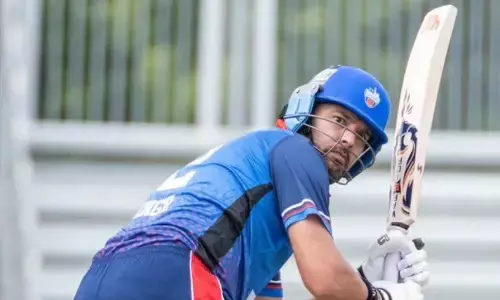 ग्लोबल टी20: युवराज सिंह की धमाकेदार पारी, 22 गेंदों में जड़ दिए 51 रन ग्लोबल टी20: युवराज सिंह की धमाकेदार पारी, 22 गेंदों में जड़ दिए 51 रन