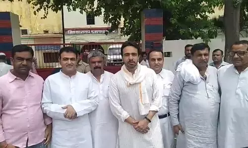 рд░рд╛рд▓реЛрдж рдиреЗ рдЙрддреНрддрд░ рдкреНрд░рджреЗрд╢ рдХреЗ рдЬрд╛рдирд▓реЗрд╡рд╛ рд╡рд╛рдпреБ рдкреНрд░рджреВрд╖рдг рдкрд░ рдпреЛрдЧреА рдЖрджрд┐рддреНрдпрдирд╛рде рдХреЛ рдШреЗрд░рд╛ рд░рд╛рд▓реЛрдж рдиреЗ рдЙрддреНрддрд░ рдкреНрд░рджреЗрд╢ рдХреЗ рдЬрд╛рдирд▓реЗрд╡рд╛ рд╡рд╛рдпреБ рдкреНрд░рджреВрд╖рдг рдкрд░ рдпреЛрдЧреА рдЖрджрд┐рддреНрдпрдирд╛рде рдХреЛ рдШреЗрд░рд╛