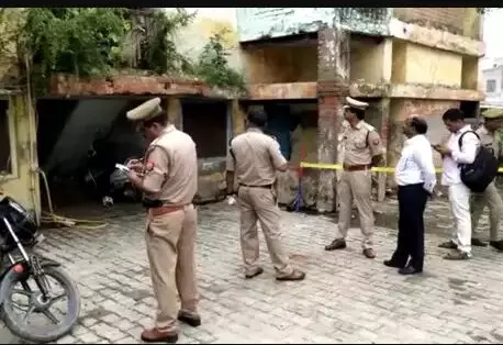 एटा में सरकारी वकील नूतन यादव की गोली मारकर हत्या एटा में सरकारी वकील नूतन यादव की गोली मारकर हत्या