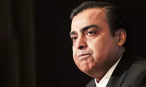 एक दिन में 500 अमीरों की दौलत 8 लाख करोड़ घटी, मुकेश अंबानी को $2.4 अरब का नुकसान