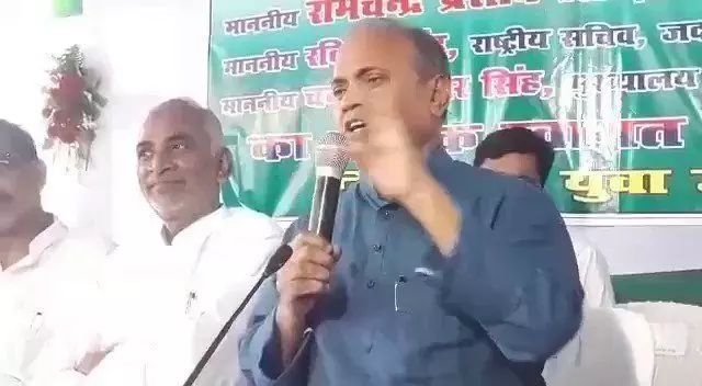 धारा-370 पर पूछा सवाल, तो जदयू नेता आरसीपी सिंह तू-तड़ाक पर उतरे, देखिये वीडियो