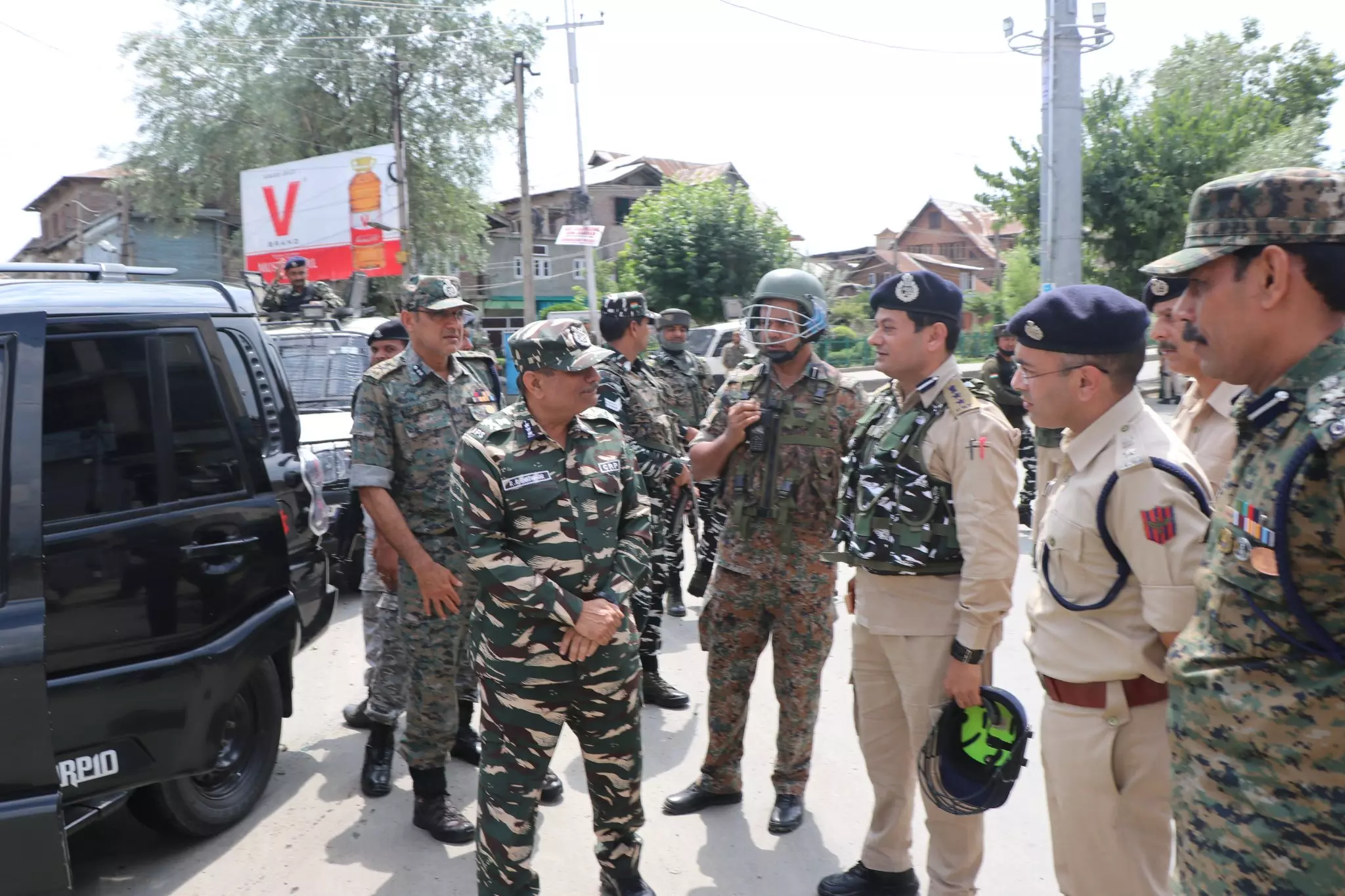 पाकिस्तानी पत्रकार ने फैलाया प्रोपगेंडा, सीआरपीएफ ने तुरंत दिया करारा जवाब