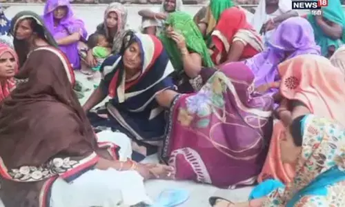 उत्तर प्रदेश में प्रधान की फिर से दबंगई, घर के बाहर खड़े लोगों पर बरसाई गोलियां, एक की मौत