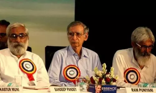 संदीप पाण्डेय और प्रो राम पुनियानी को अयोध्या जाते समय किया पुलिस ने गिरफ्तार