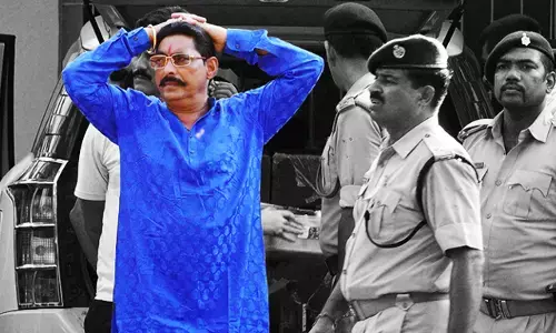 बिहारः  फंसते जा रहे छोटे सरकार,घर से एके 47 मिलने के बाद विधायक  के खिलाफ UAPA के तहत केस दर्ज बिहारः  फंसते जा रहे छोटे सरकार,घर से एके 47 मिलने के बाद विधायक  के खिलाफ UAPA के तहत केस दर्ज
