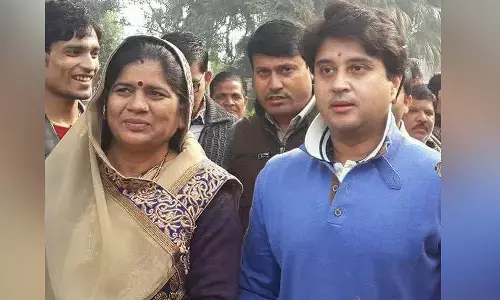 ज्योतिरादित्य सिंधिया को झटका, BJP छोड़ कांग्रेस में लौटेंगे ये बड़े नेता ज्योतिरादित्य सिंधिया को झटका, BJP छोड़ कांग्रेस में लौटेंगे ये बड़े नेता