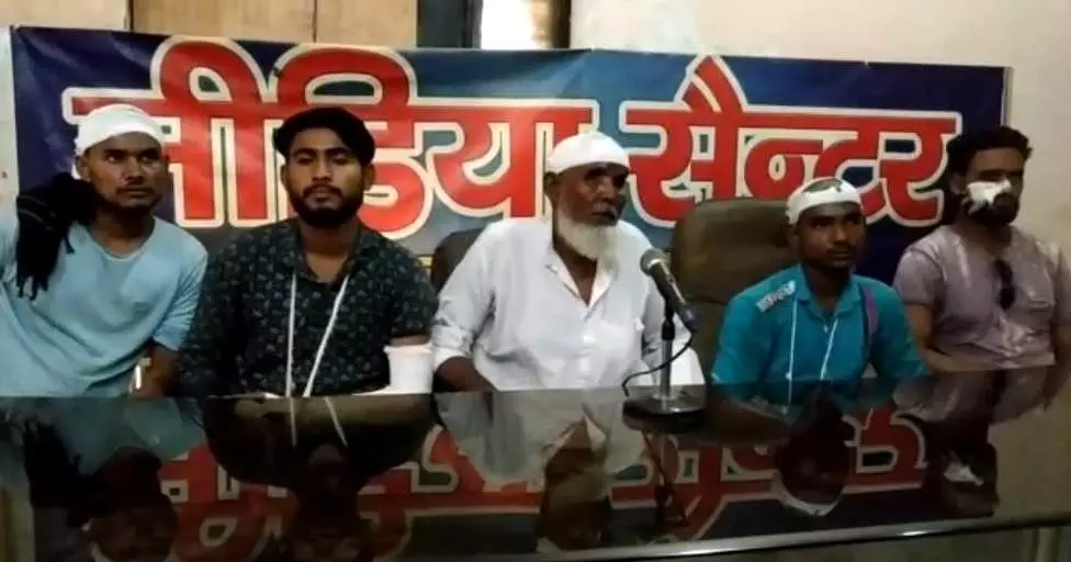 बुढ़ाना क्षेत्र में कुछ दिन पूर्व हुई हत्या के संबंध में पीड़ित पक्ष ने मीडिया सेंटर पर प्रेस वार्ता कर दी घटना क्रम की पूरी जानकारी