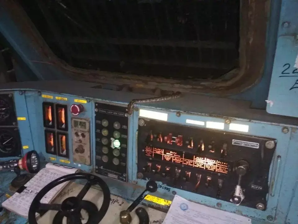 ट्रेन के ड्राइवर ने रवीश कुमार को भेजा सांप!