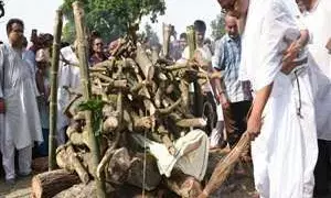 जबतक सूरज चाँद रहेगा ,डॉ साहेब का नाम रहेगाके नारों के बीच पंचतत्व में विलीन हुए जगन्‍नाथ मिश्र