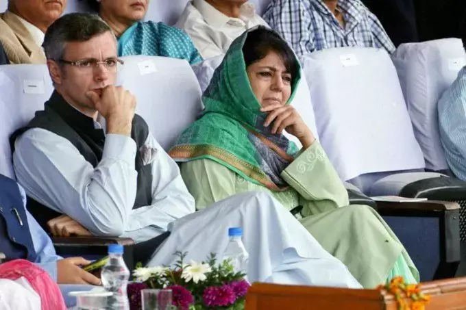 जम्मू-कश्मीर: उमर-महबूबा की अभी नहीं होगी रिहाई, जानिए कब मिलेगी इनको आजादी!