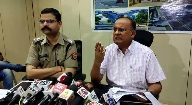 एसएसपी कृष्ण का चला जन्माष्टमी को चक्र, लपेटे में आये पांच तथाकथित पत्रकार जो गेंगस्टर लगाकर भेज दिए जेल एसएसपी कृष्ण का चला जन्माष्टमी को चक्र, लपेटे में आये पांच तथाकथित पत्रकार जो गेंगस्टर लगाकर भेज दिए जेल