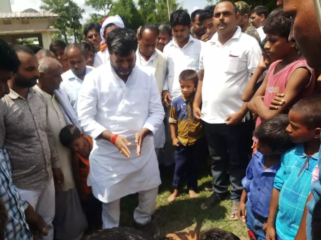 सड़क निर्माण में गड़बड़ी बरदास्त  नही - विधायक