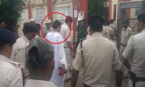 व्यवस्था ऐसी की परिंदा भी पर नही मार सकें, राष्ट्रपति-प्रधानमंत्री से भी ज्यादा थी अनंत सिंह की सुरक्षा व्यवस्था व्यवस्था ऐसी की परिंदा भी पर नही मार सकें, राष्ट्रपति-प्रधानमंत्री से भी ज्यादा थी अनंत सिंह की सुरक्षा व्यवस्था