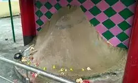 ऐतिहासिक मौनीया बाबा मेला की तैयारी पूरी ऐतिहासिक मौनीया बाबा मेला की तैयारी पूरी