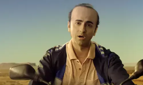 #BalaTeaser : ड्रीम गर्ल की तलाश में निकले आयुष्मान खुराना....गंजे हो गए!