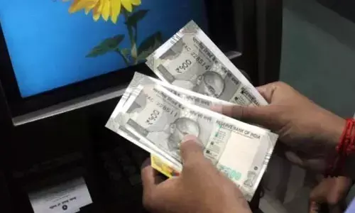 अब ATM से 10,000 से ज्यादा कैश निकालने पर भरना होगा OTP अब ATM से 10,000 से ज्यादा कैश निकालने पर भरना होगा OTP