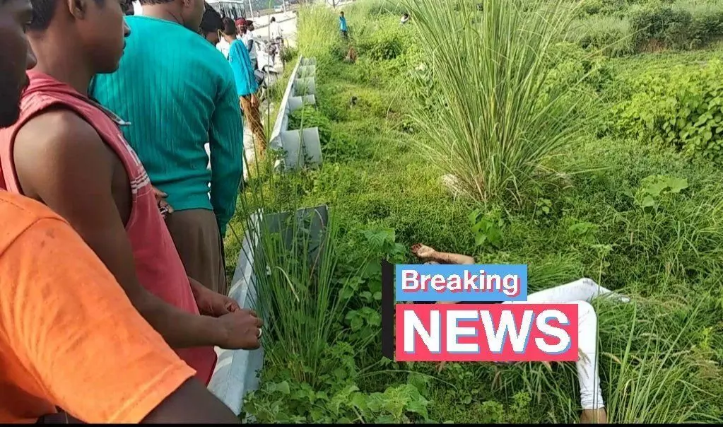 प्रयागराज में मिला युवती का शव, फोटो देख कर पहचाने प्रयागराज में मिला युवती का शव, फोटो देख कर पहचाने